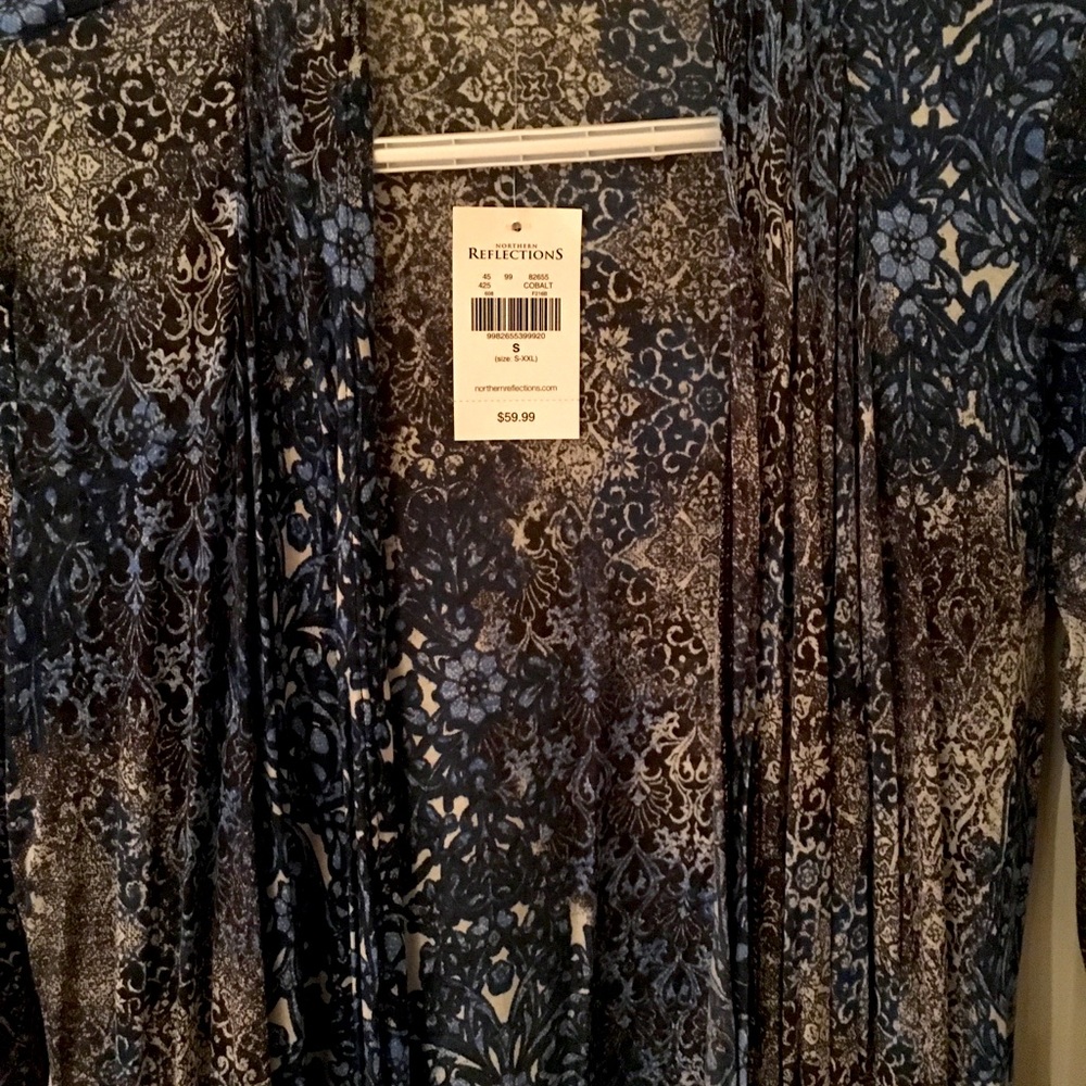 top to give you an extra layer size Small